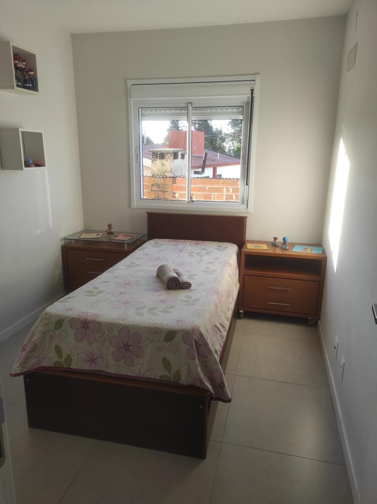 Apto Novo Em Com Otima Area De Lazer E Garagem *